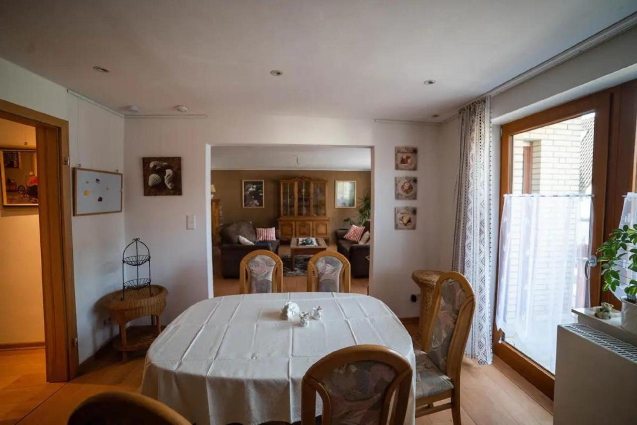 Am Waldrand Apartment *