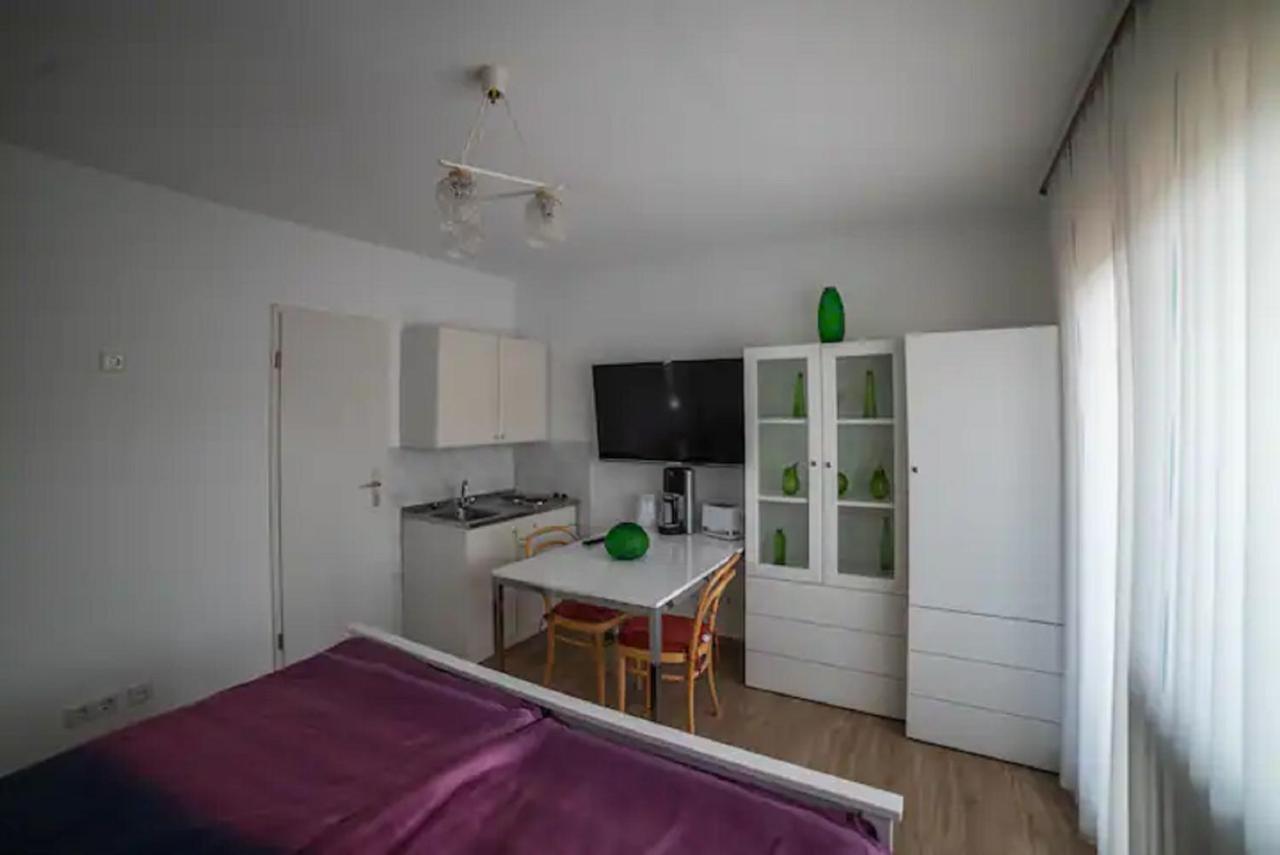 Am Waldrand Appartement